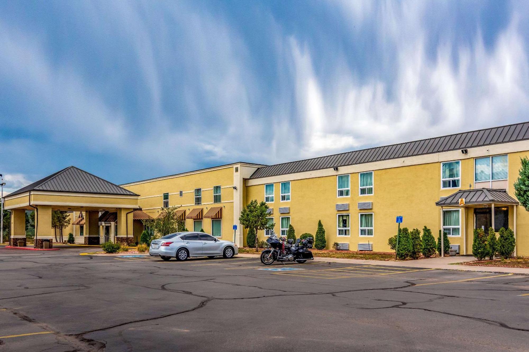 Quality Inn Trinidad Eksteriør bilde
